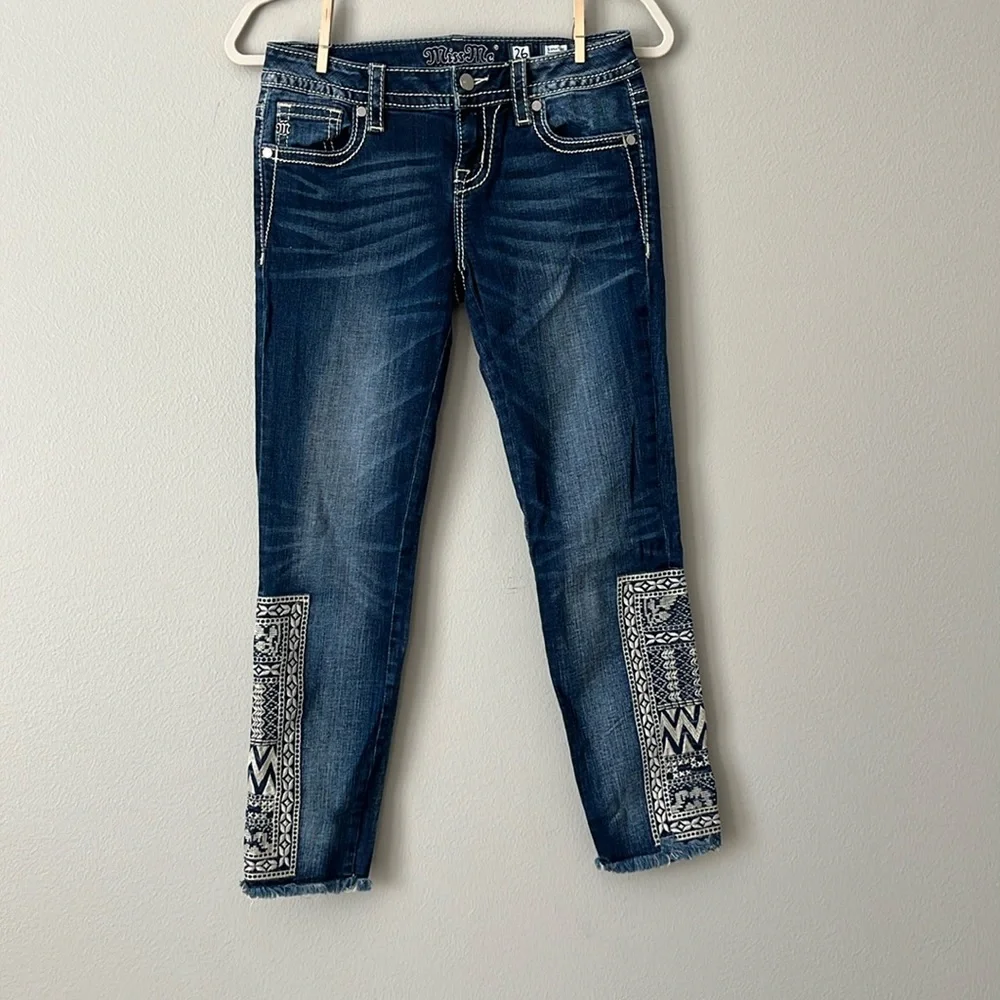 Miss Me‎ Signature Ankle Skinny Jeans Boho Inspired Embroidered / SZ 26